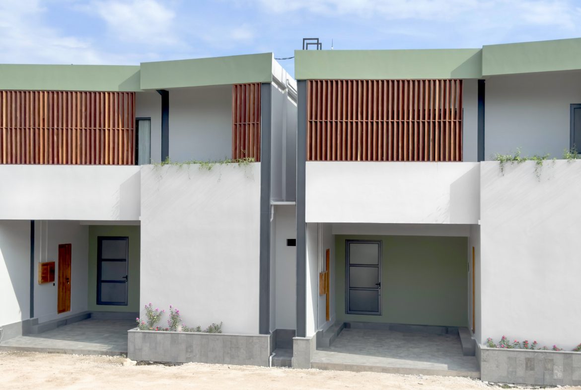 Facade (1)