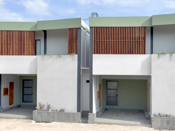 Facade (1)