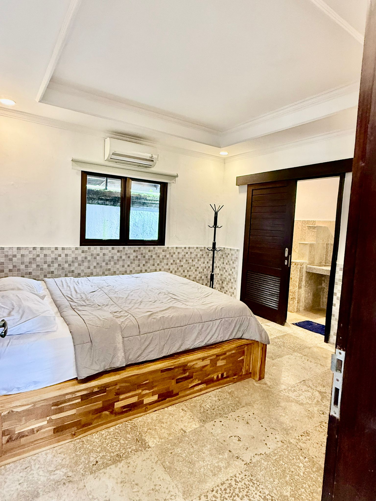 WhatsApp Image 2025 07 01 at 10.33.42 1