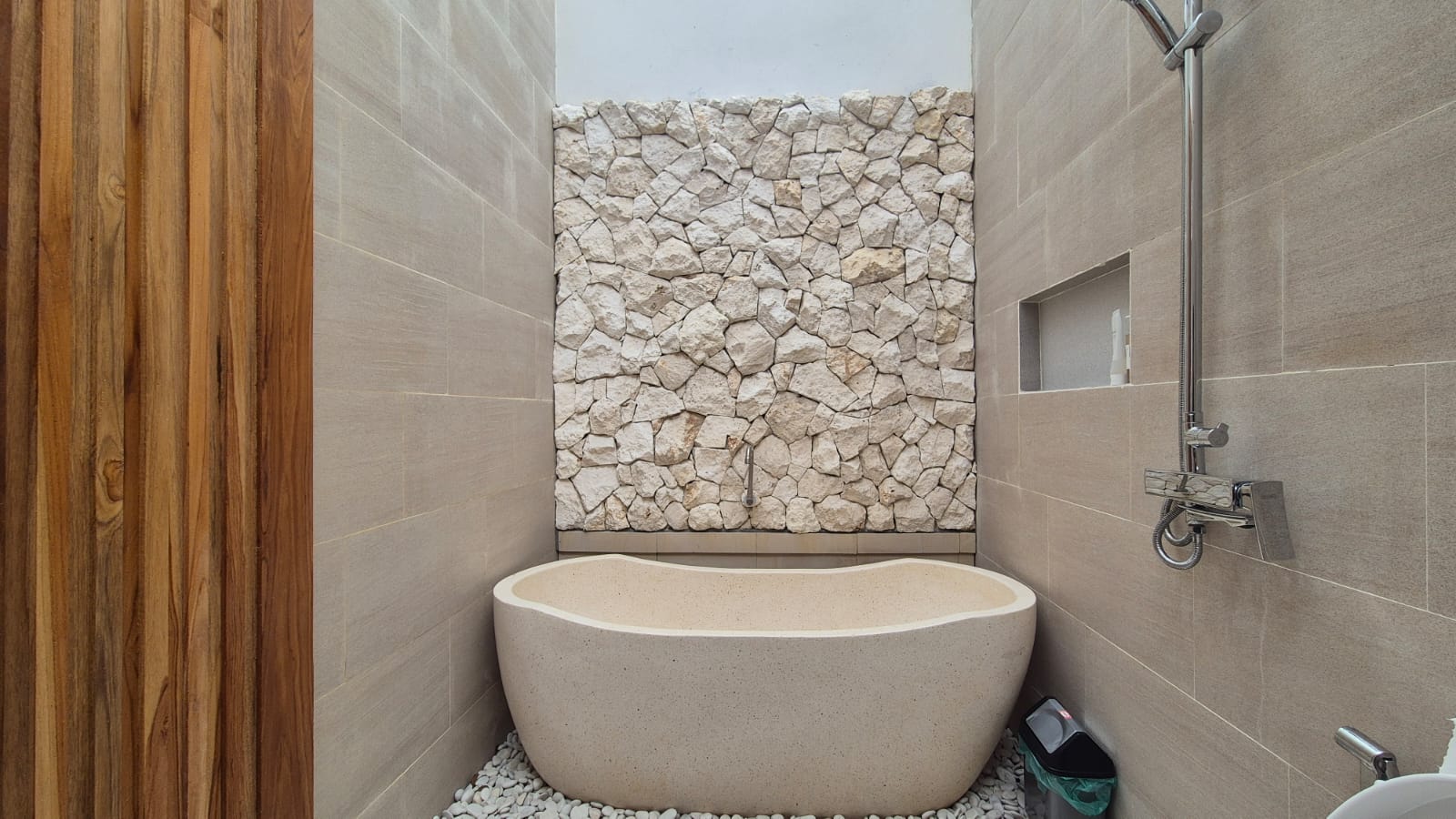 WhatsApp Image 2025 07 07 at 16.54.36 1