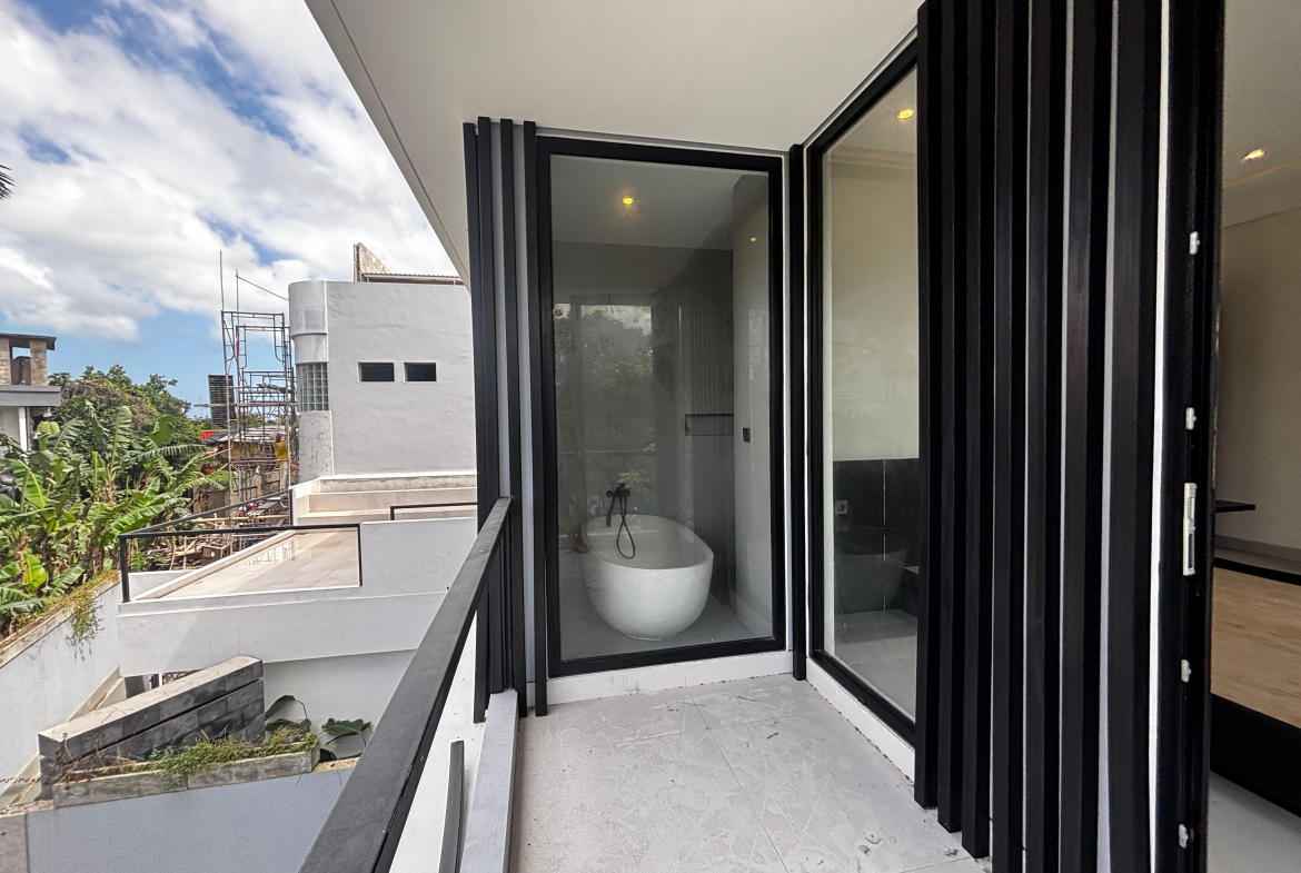 WhatsApp Image 2025 08 01 at 21.45.31