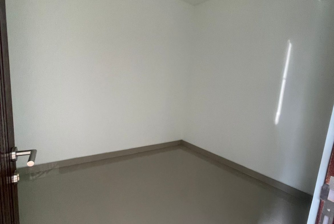 WhatsApp Image 2025 09 04 at 10.39.27