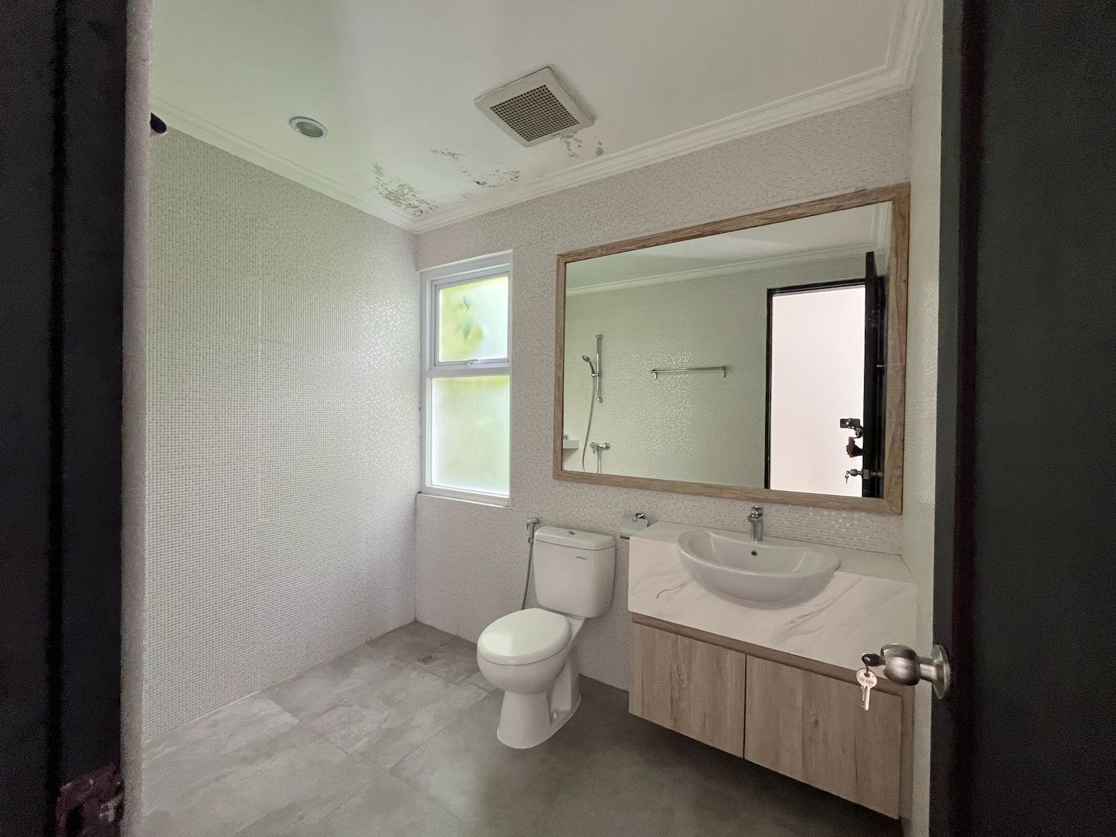 WhatsApp Image 2026 04 16 at 10.26.10